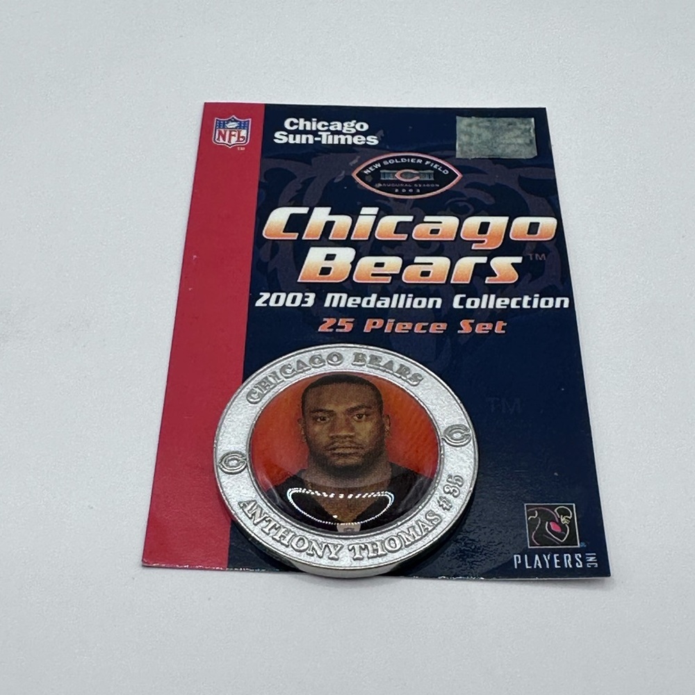 Chicago Bears 2003 Medallion Collection Limited Edition Anthony Thomas #35